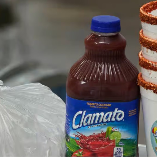 Clamato Preparado para Llevar / Prepared Clamato to Go.