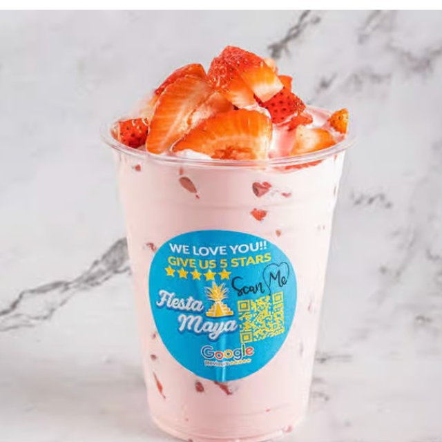 Fresas con Crema / Strawberries with Cream.